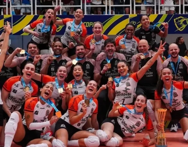 Osasco, com Tifanny protagonista, fatura a Supercopa